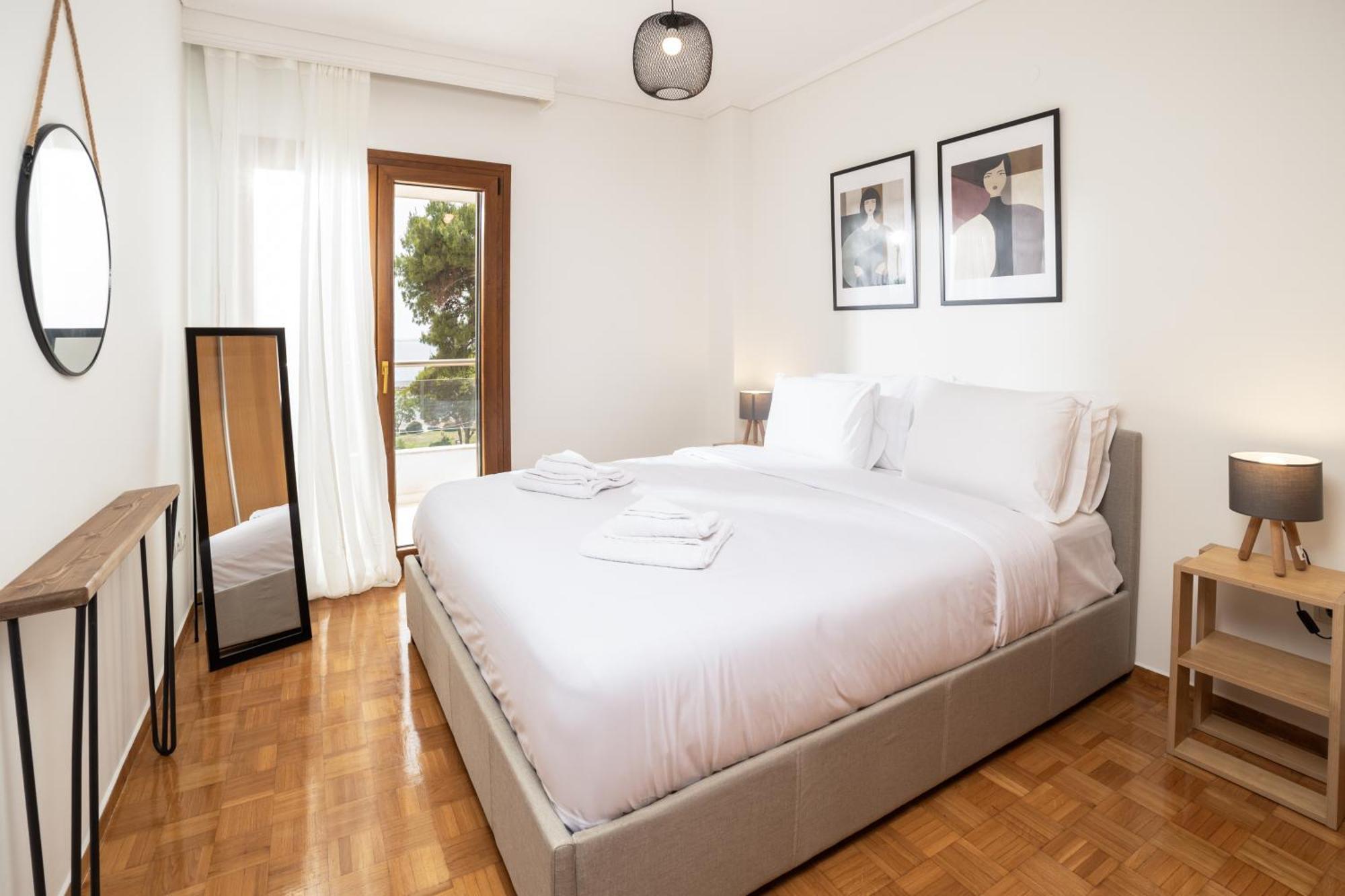 Champagne Sea View Apartment By Binobi! Солун Екстериор снимка