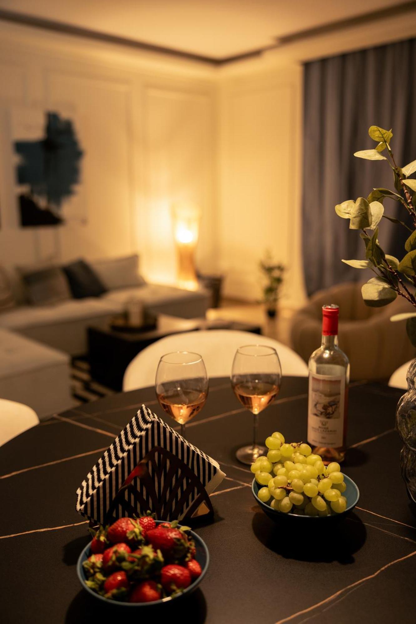 Champagne Sea View Apartment By Binobi! Солун Екстериор снимка